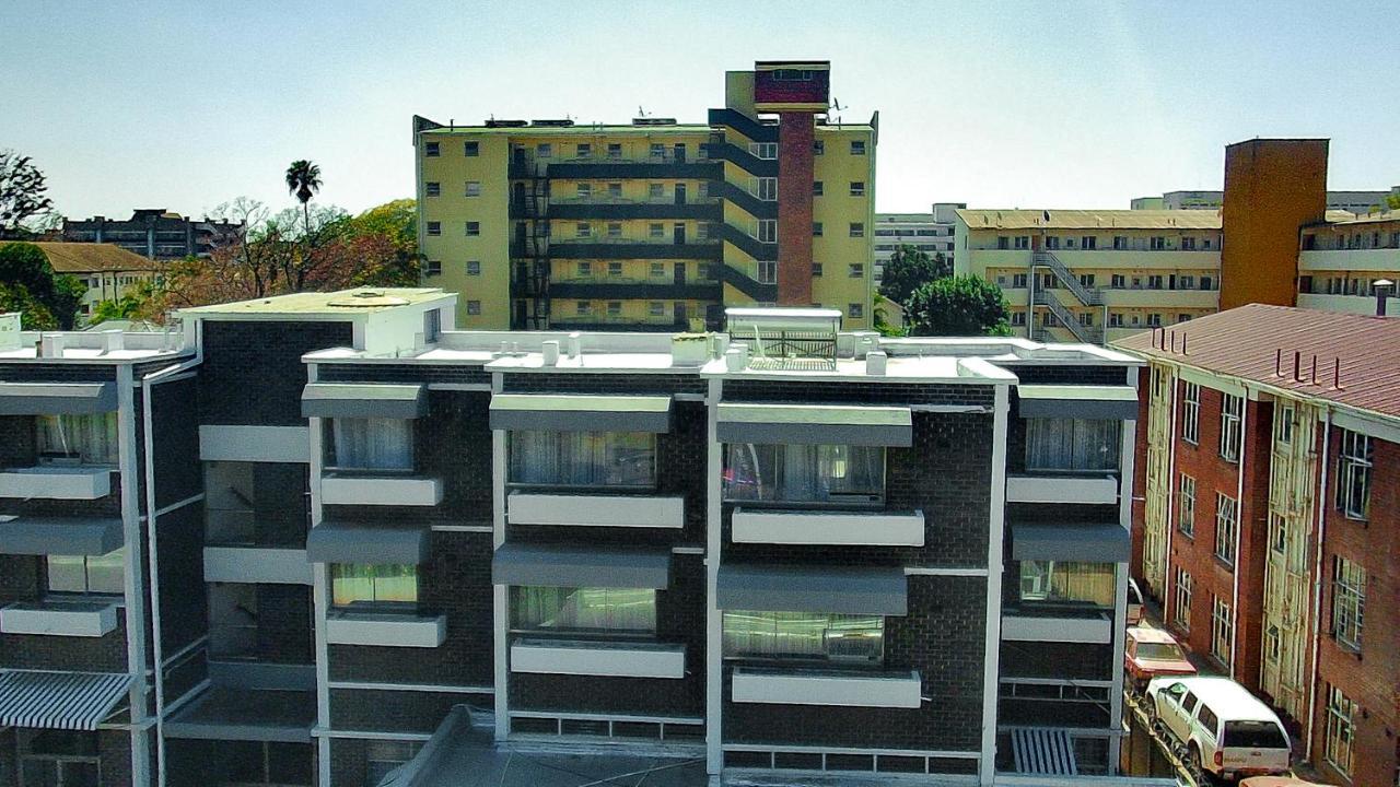 R Executive Apartments Harare Exterior foto